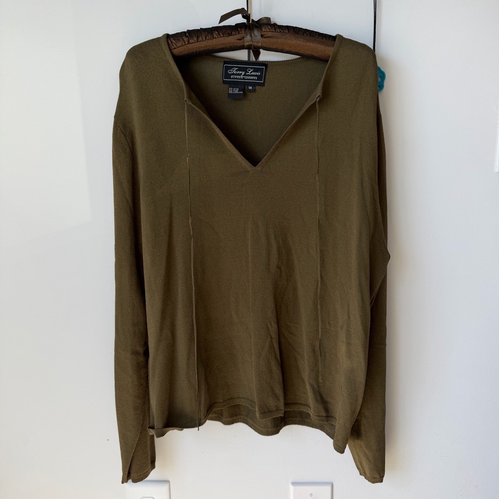 Vintage soft green off shoulder top